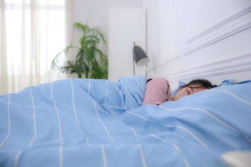 东宝床垫：中老年人睡眠浅、容易醒更需要一张好床垫(图3)
