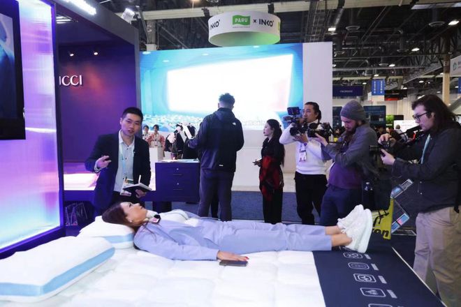 慕思AI床垫亮相CES2024健康睡眠行业未来风向哪吹？(图1)
