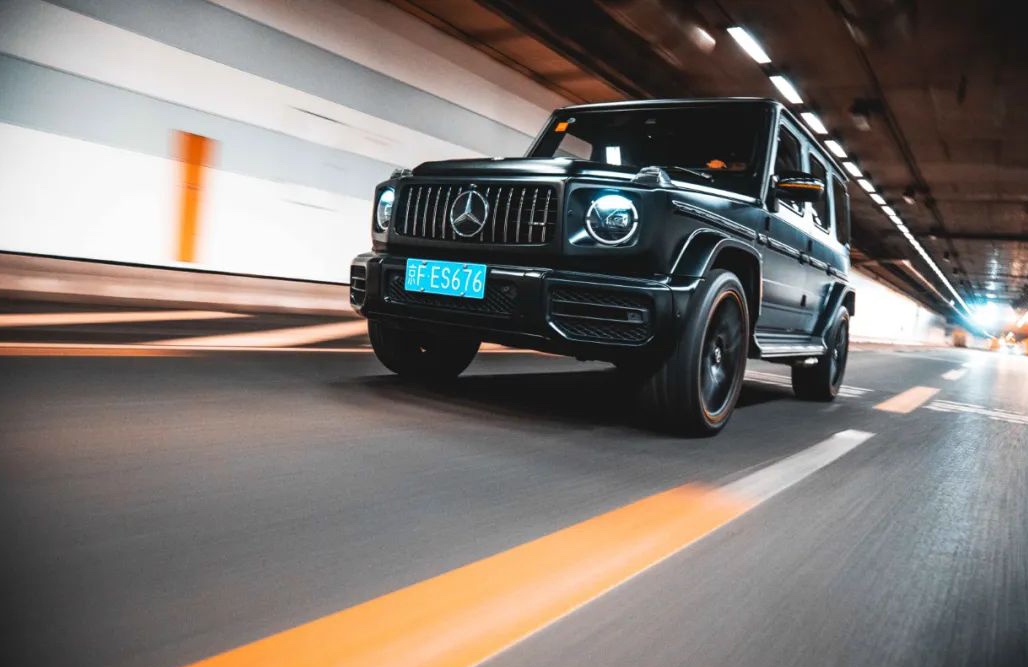 在天空这张毯子下2024款奔驰G63AMG(图3)