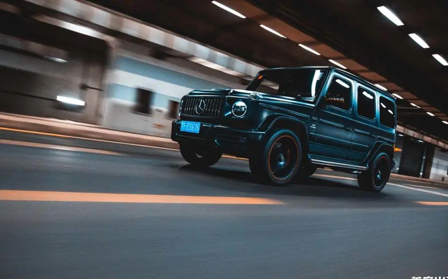 在天空这张毯子下2024款奔驰G63AMG(图7)