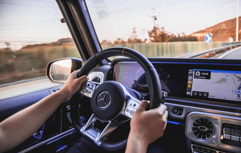 在天空这张毯子下2024款奔驰G63AMG(图9)