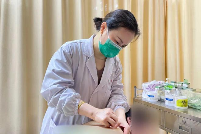 “针”了不起！她用“绝活儿”解锁群众健康问题→(图2)