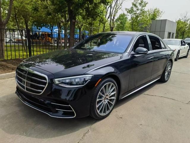 2024款奔驰S580V8VIP4座四驱轿车报价现车精致化的视觉效果(图1)