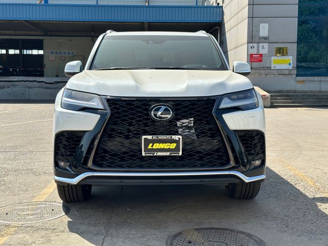 24款雷克萨斯LX600运动全网最低价格(图1)