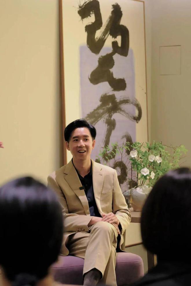 蒋琼耳全新艺术项目《时间的容器》亮相巴黎博艺府家于上海呈现全新系列SÉLÉNÉ(图28)