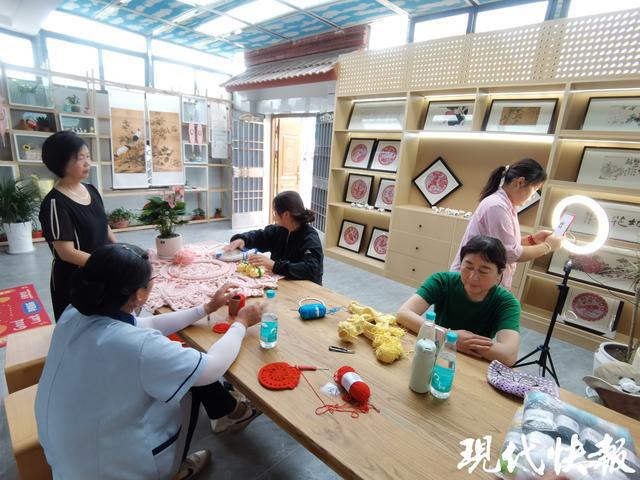 黄尖镇兴农村新型社区：一方烂漫庭院满是兴农胜景(图2)
