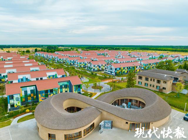 黄尖镇兴农村新型社区：一方烂漫庭院满是兴农胜景(图4)