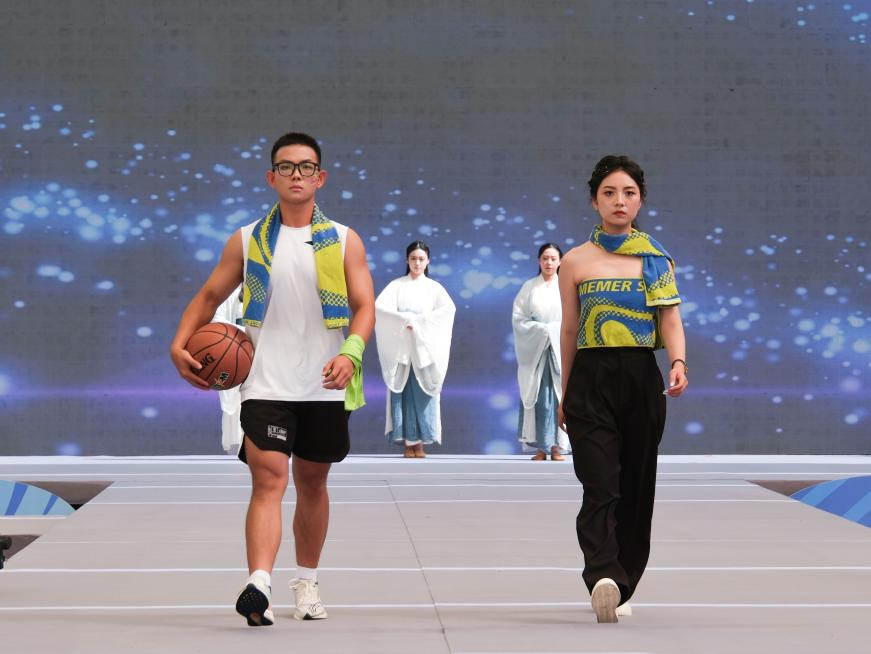 2024中国·高阳家纺·优品汇暨多业态融合消费场景启动仪式在河北高阳举行(图2)