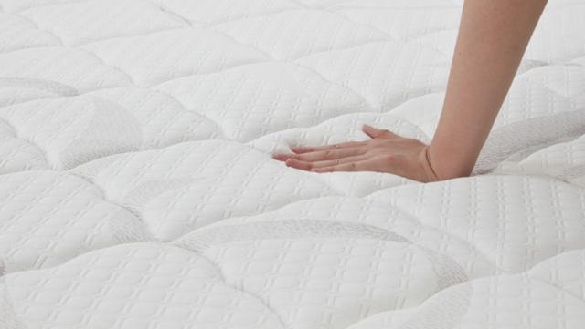 床垫品牌推荐：Simmons®席梦思99甜梦日解锁奢华睡眠新境界(图4)