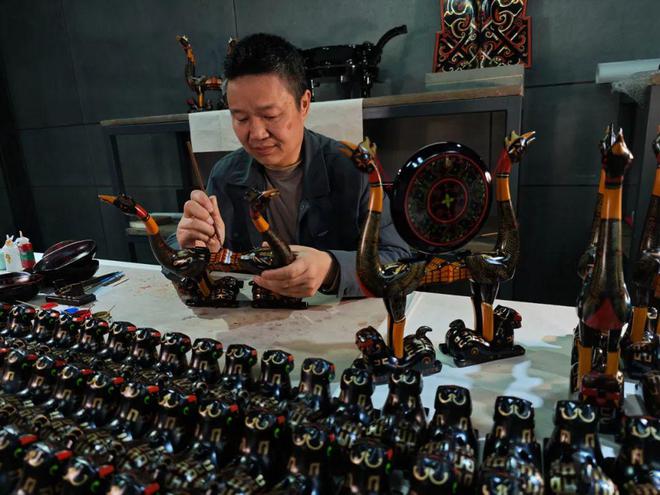 白英《传统手工艺（三）》第五届中国民族影像志摄影双年展入围作品(图1)