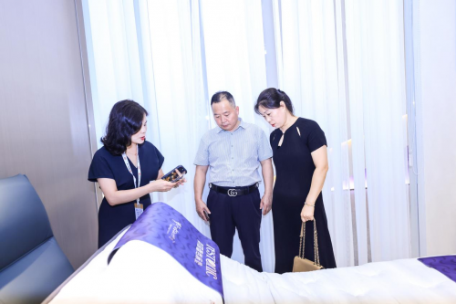实力出圈蕾丝床垫携全新智能系列亮相2024上海家博会领跑智慧睡眠新生态！(图6)