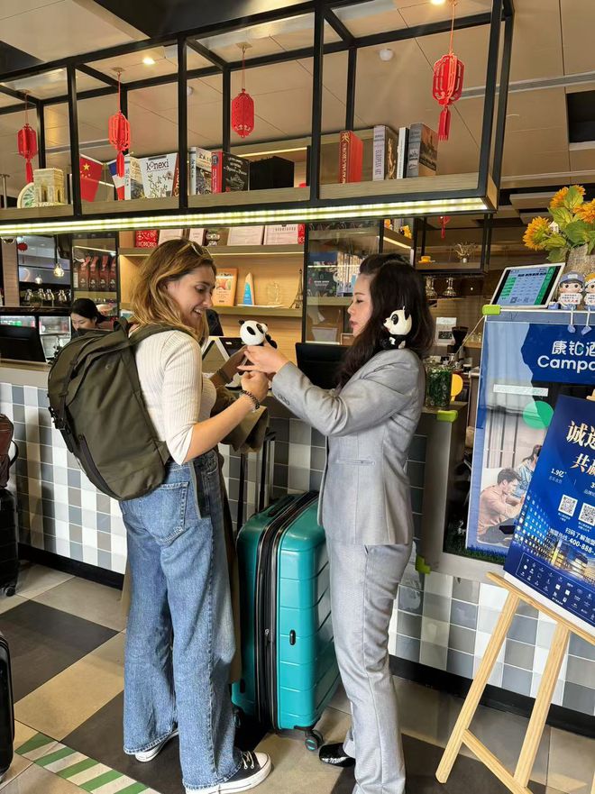 进博会溢出效应显著锦江酒店（中国区）以“老友关怀”点亮中国服务(图2)