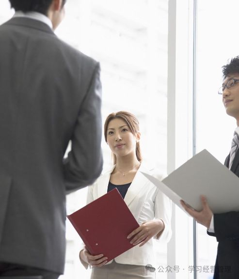 职场新人如何向领导汇报工作？做好这三点(图1)
