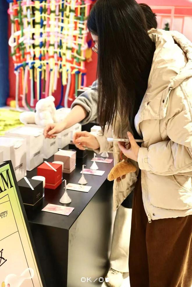 在钱新CBD我逛到了超治愈的冬日市集。(图13)