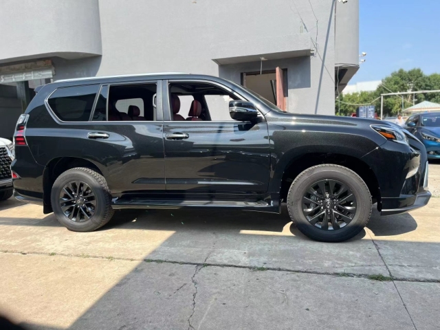 2024款雷克萨斯GX460行情价格下调10万清仓甩卖(图2)