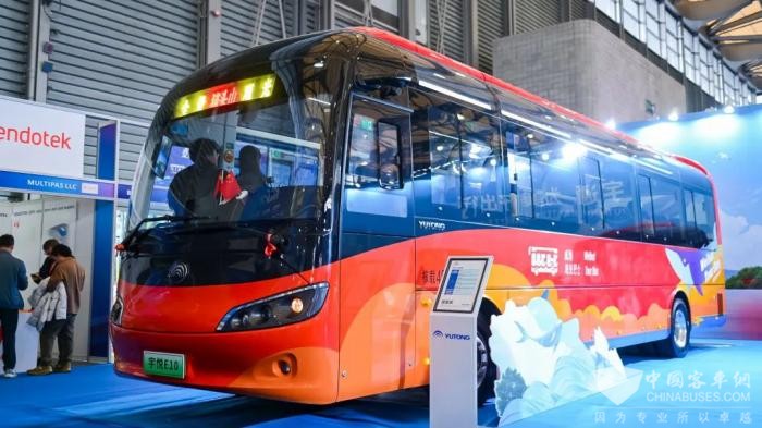 宇悦E10领衔宇通闪耀2024上海国际客车展(图2)