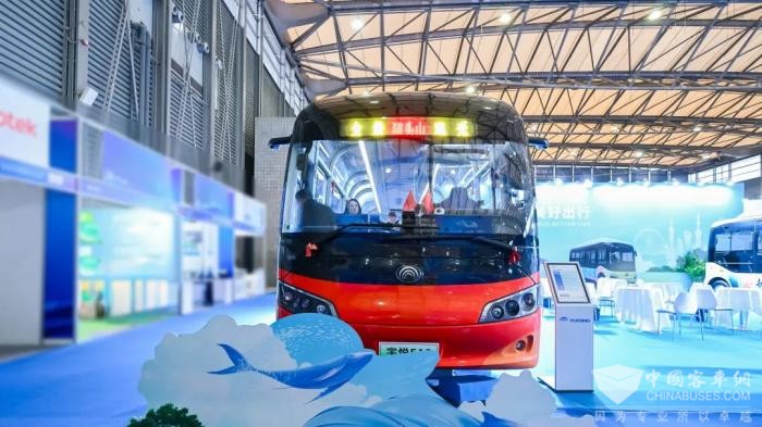 宇悦E10领衔宇通闪耀2024上海国际客车展(图4)