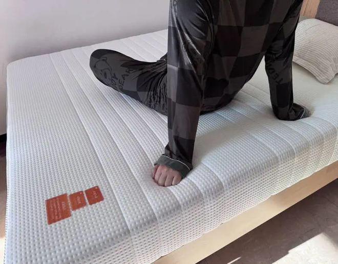 8h记忆棉深睡床垫开启云端睡眠之旅(图5)