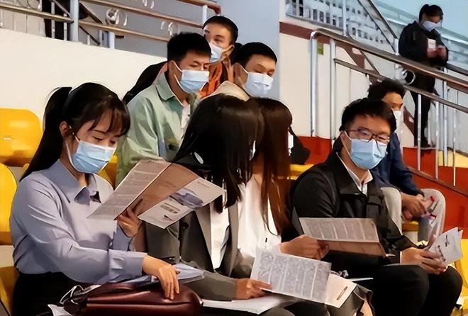 建议大家早做准备不出意外的线月起国内会迎来五大趋势(图4)