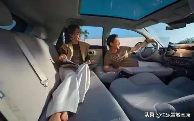 埃安UT成为10万级纯电市场“性价比卷王”‌。(图9)