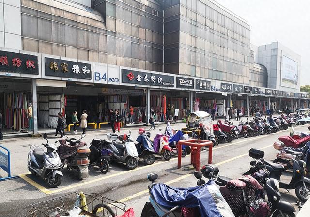全球逆势年销百亿元柯桥纺织突围记：数字化、去中间化、把每个产品打磨成“爆款苗子”(图1)