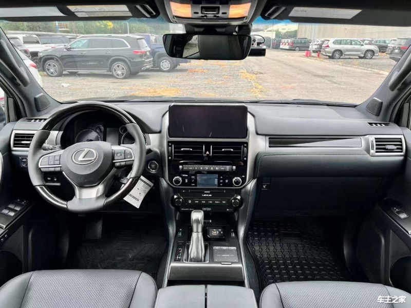 2024款雷克萨斯GX460展厅国六现车促销现车齐全(图3)