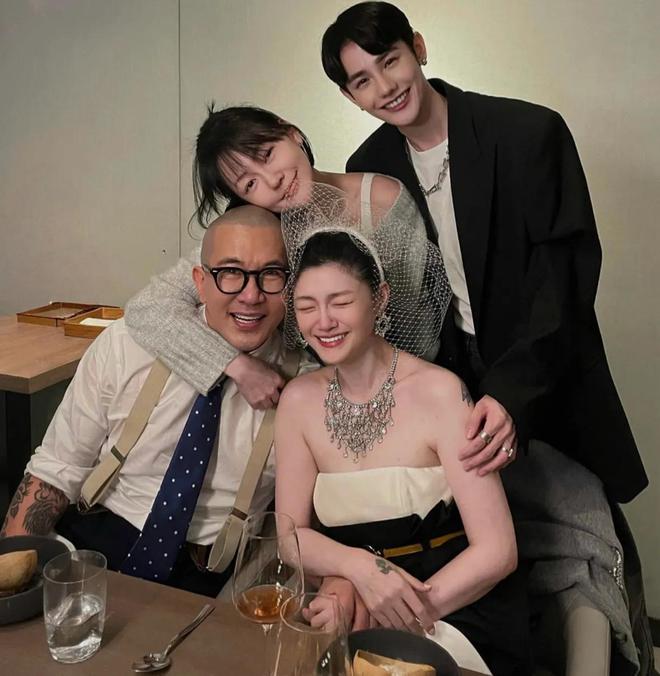 小S发起圈内好友缅怀大S行动把娱乐圈的捧高踩低展现得淋漓尽致(图7)