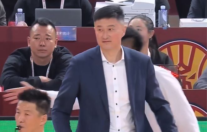 山西G2胜广东！杜锋无奈刘传兴累坏广东沮丧离场潘江谈防守(图1)