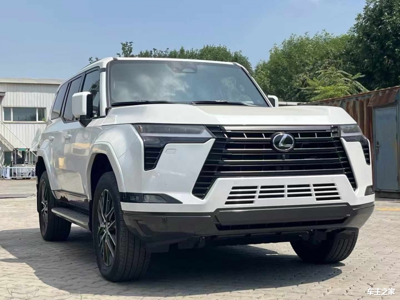 2024款雷克萨斯GX460加版平行进口现车报价(图5)